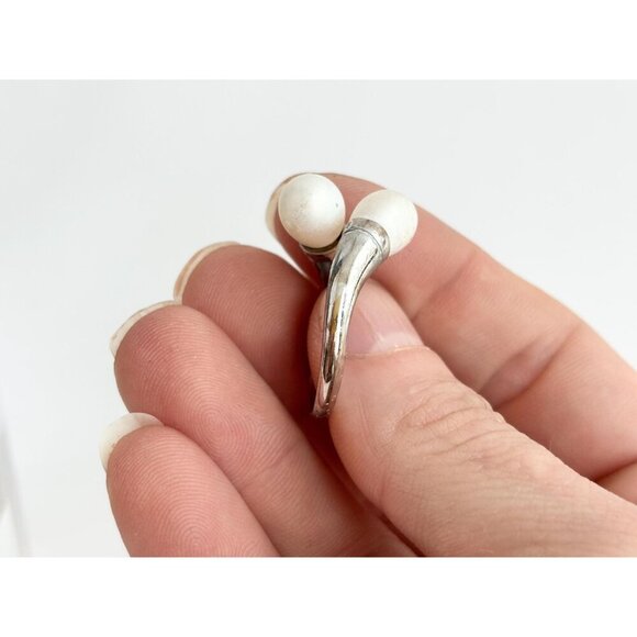 Wrap Around Bypass Shank Dual Faux Pearl Vintage Sterling Silver Ring - sz 9.5 - Picture 7 of 10